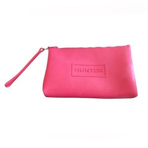 Hunter Wristlet Zippered Bag